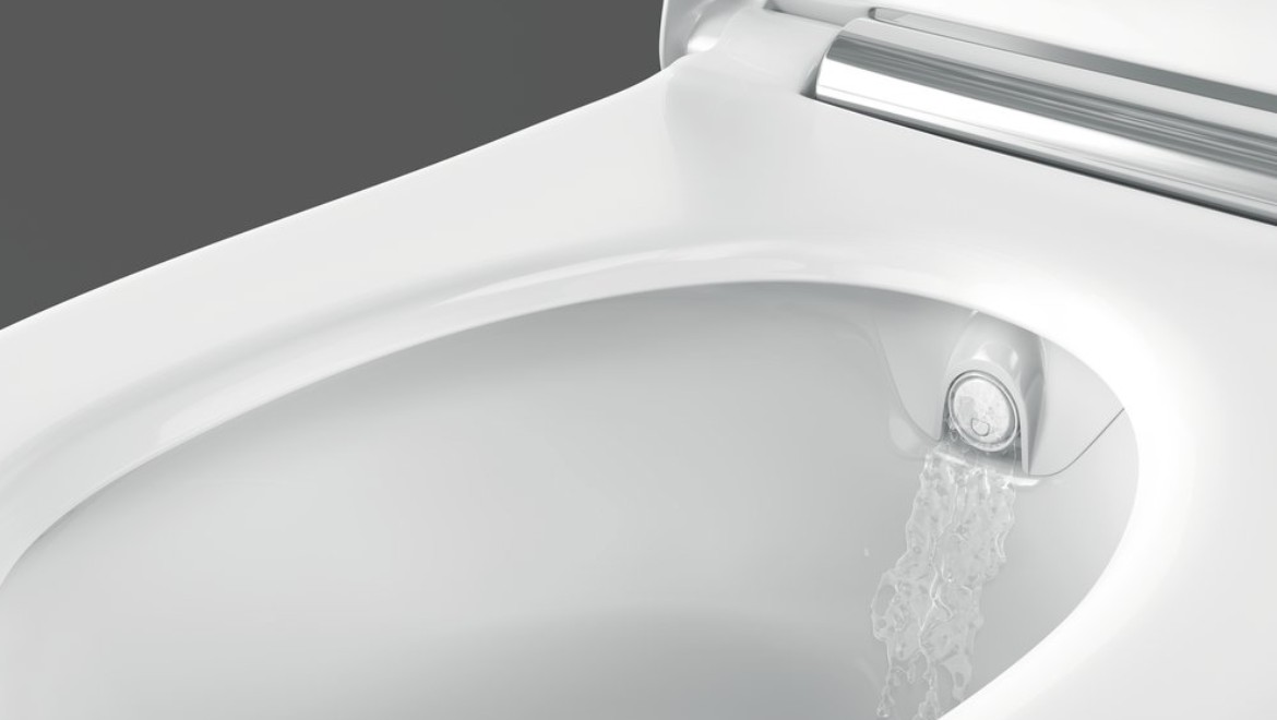 Rinçage du bras de la douchette Geberit AquaClean Sela Rinçage du bras de la douchette Geberit AquaClean Sela